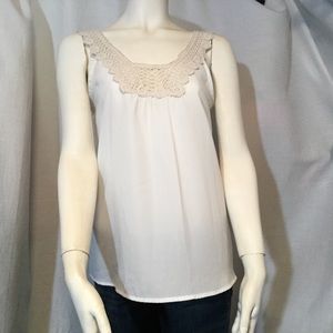 🦋 3/$20 MISS CHIEVOUS white‎ crochet boho tank top